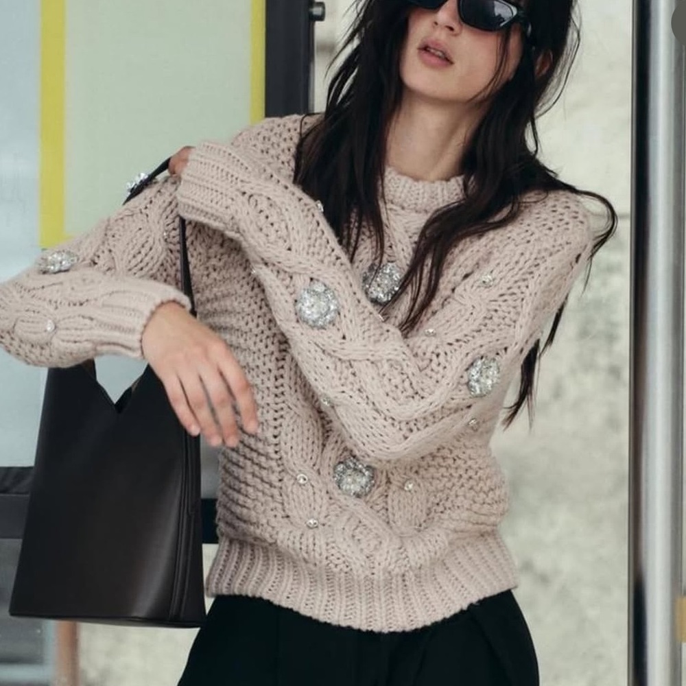 Zara NWT Embellished Cable Knit Rhinestone Sweater 3920/188 Size S